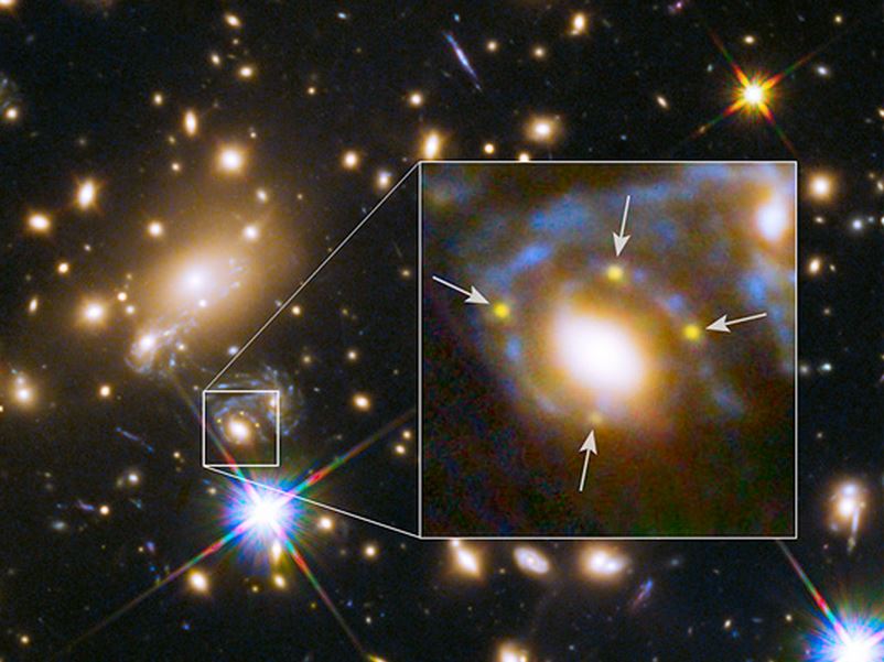 Supernova gravitational lens
