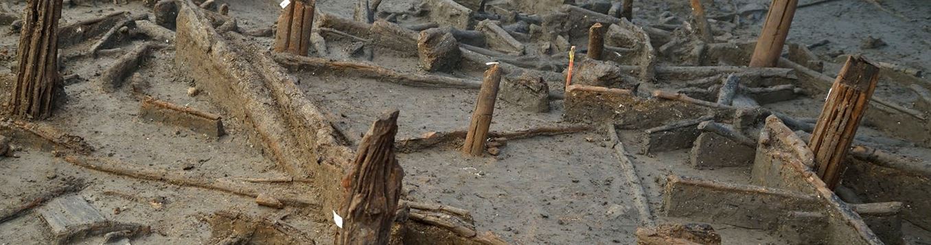 archaeologists-find-the-best-preserved-bronze-age-homes-in-britain