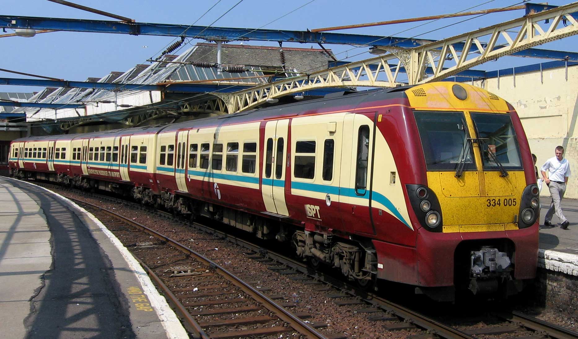 British_Rail_Class_334_005