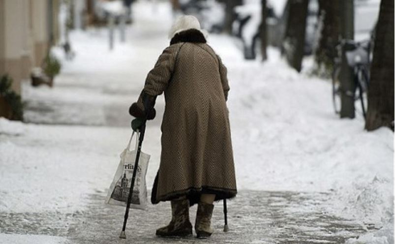 Freezing temperatures elderly