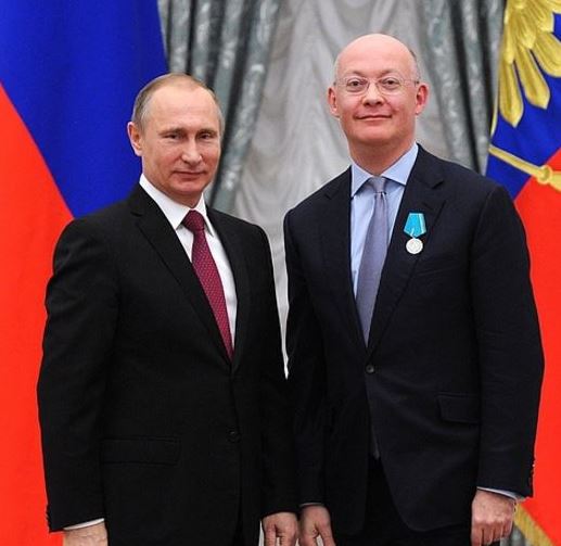 Vladimir Putin and Ian Blatchford