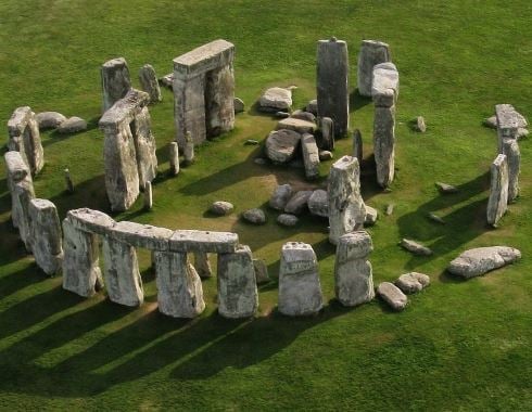 stonehenge bluestones came from far away