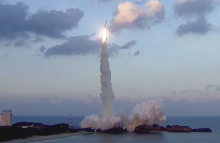 Blast off of the Japanese Astro H satellite