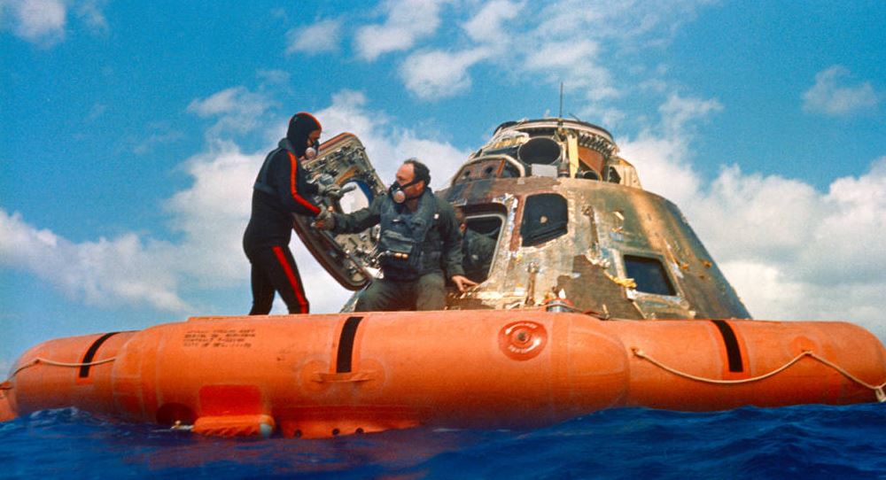 Edgar Mitchell splashdown