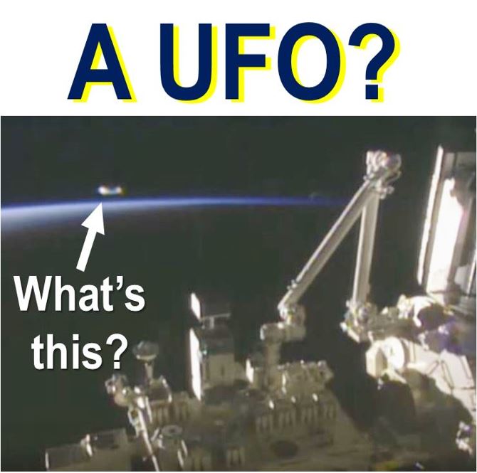 Amazing UFO near ISS