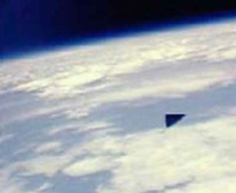 NASA triangular UFO pic