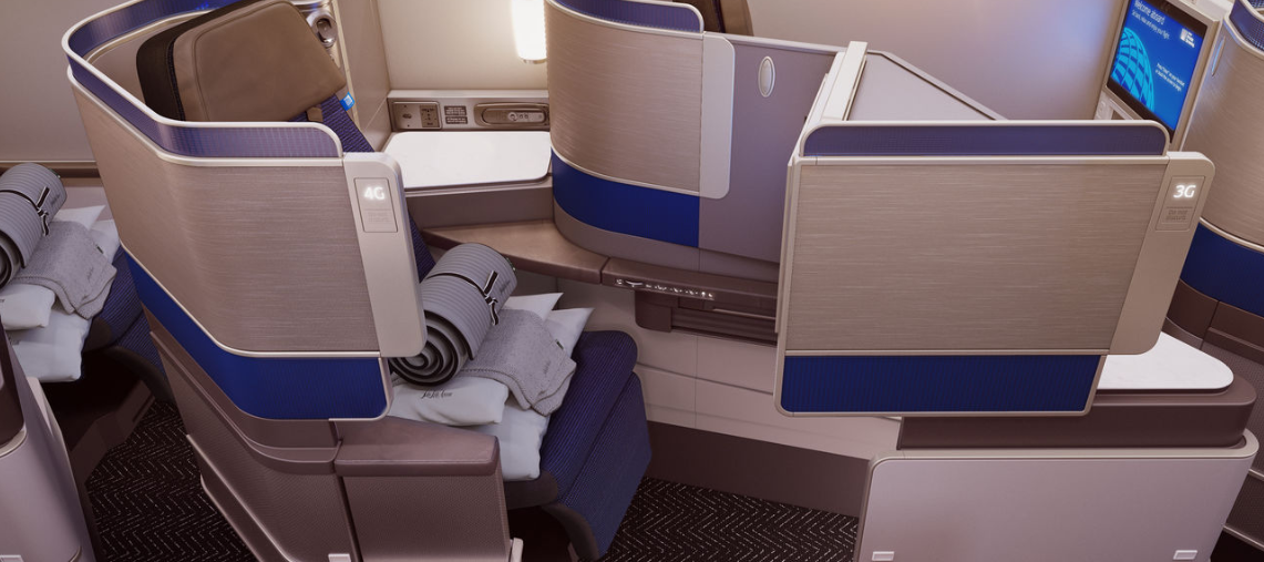 Polaris_United_Business_Class_Cabin2