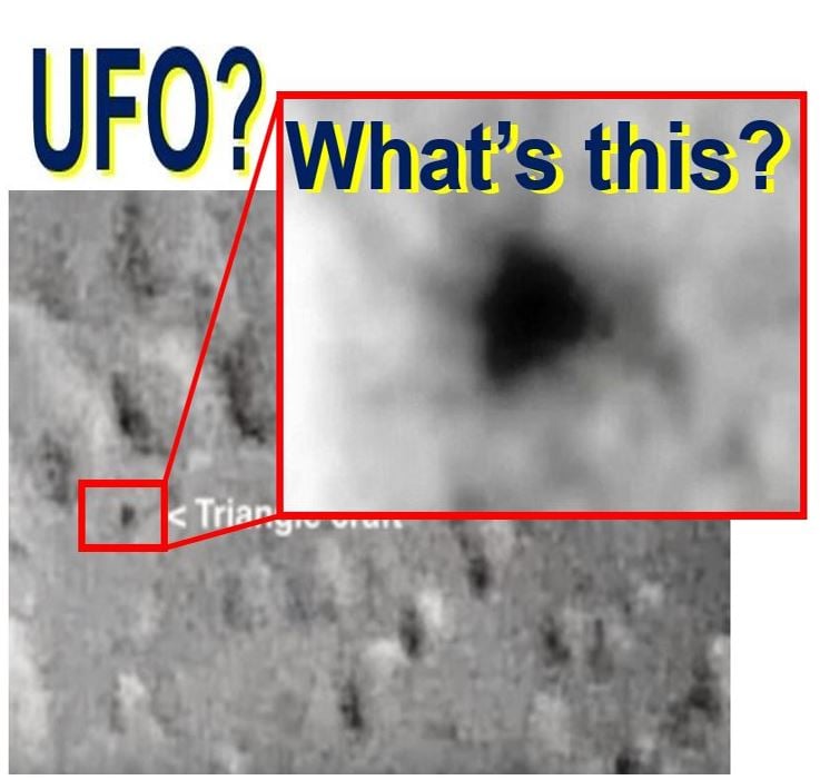 Trianglular UFO on the Moon