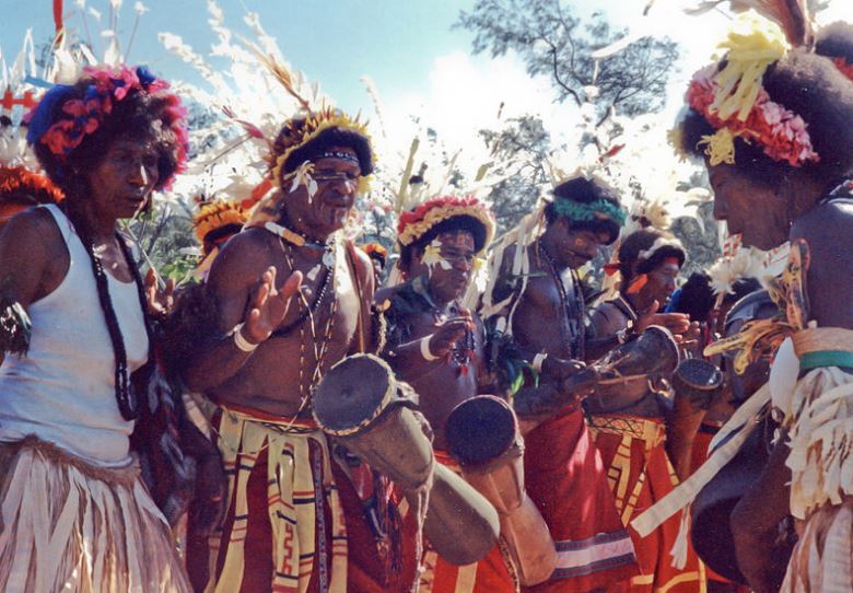 Papuans were closely related to Aboriginal Australians