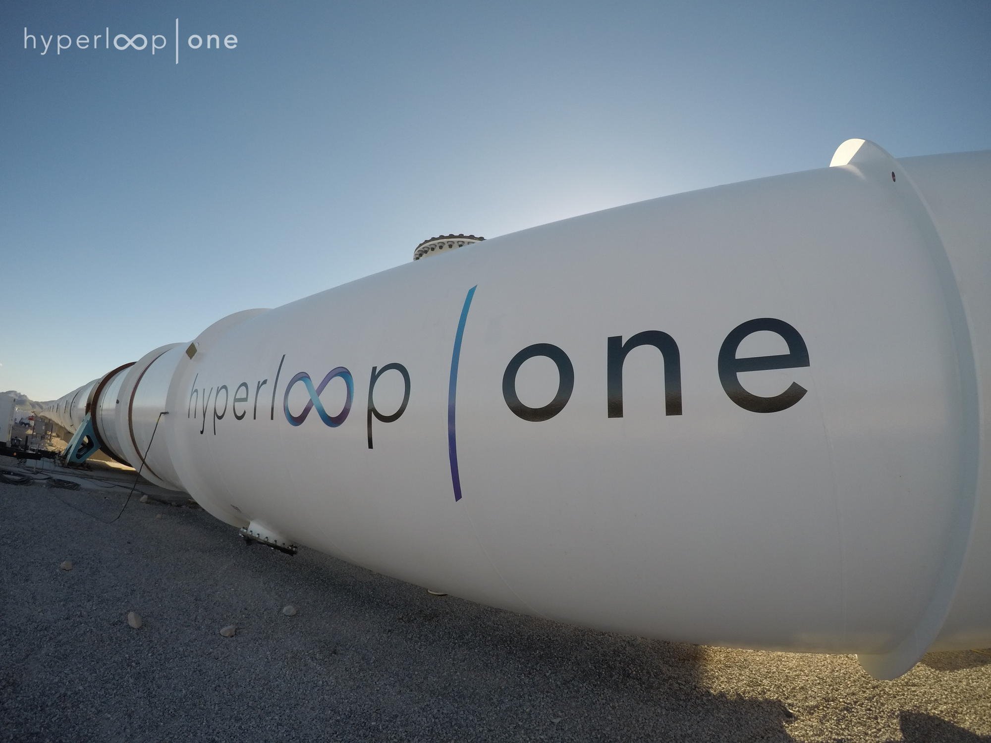 Hyperloop_One_transport_tube