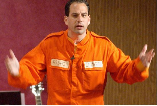 Barry Minkow back in prison