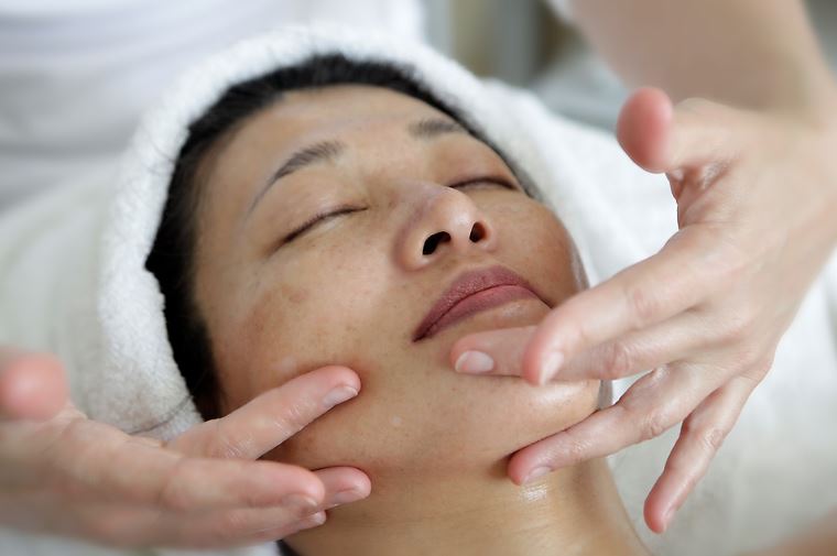 face massage image