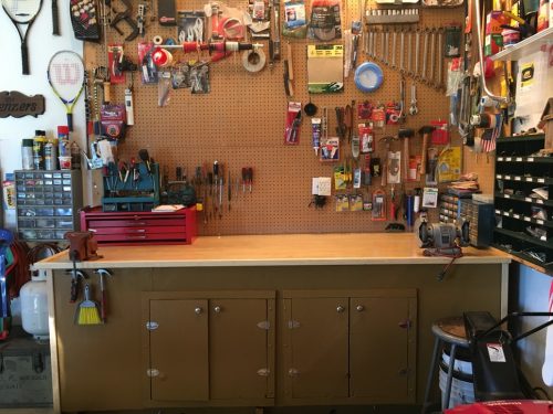 A Guide to Packing Garden and Garage Tools For The Next Big Move ...