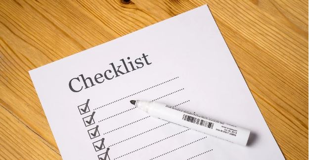 Financial checklist - image of a printed checklist