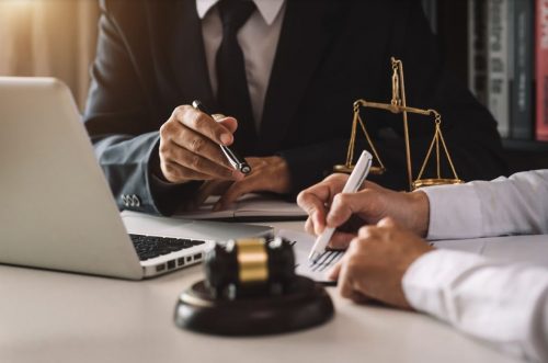 Hire a lawyer for your business - 43443400