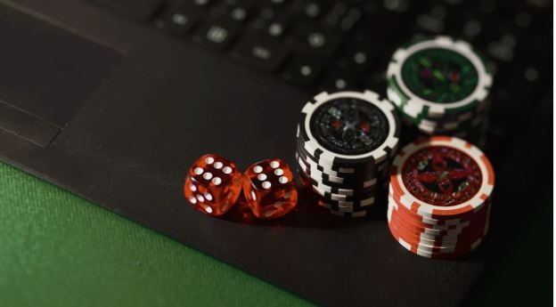 Online gambling sites regulation - 3993939
