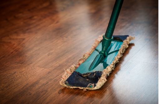 Your home renovation - sweeping the floor - 4444