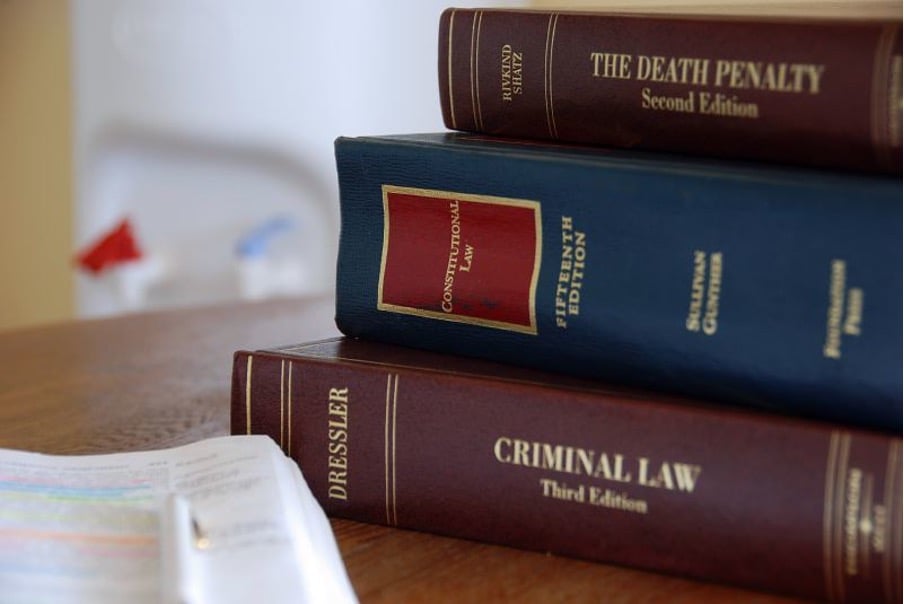 Law books - criminal defense lawyer article