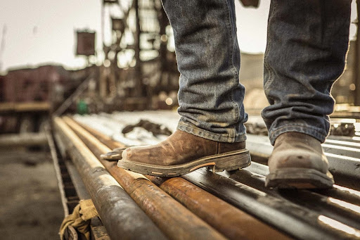 Mens pull on store steel toe boots