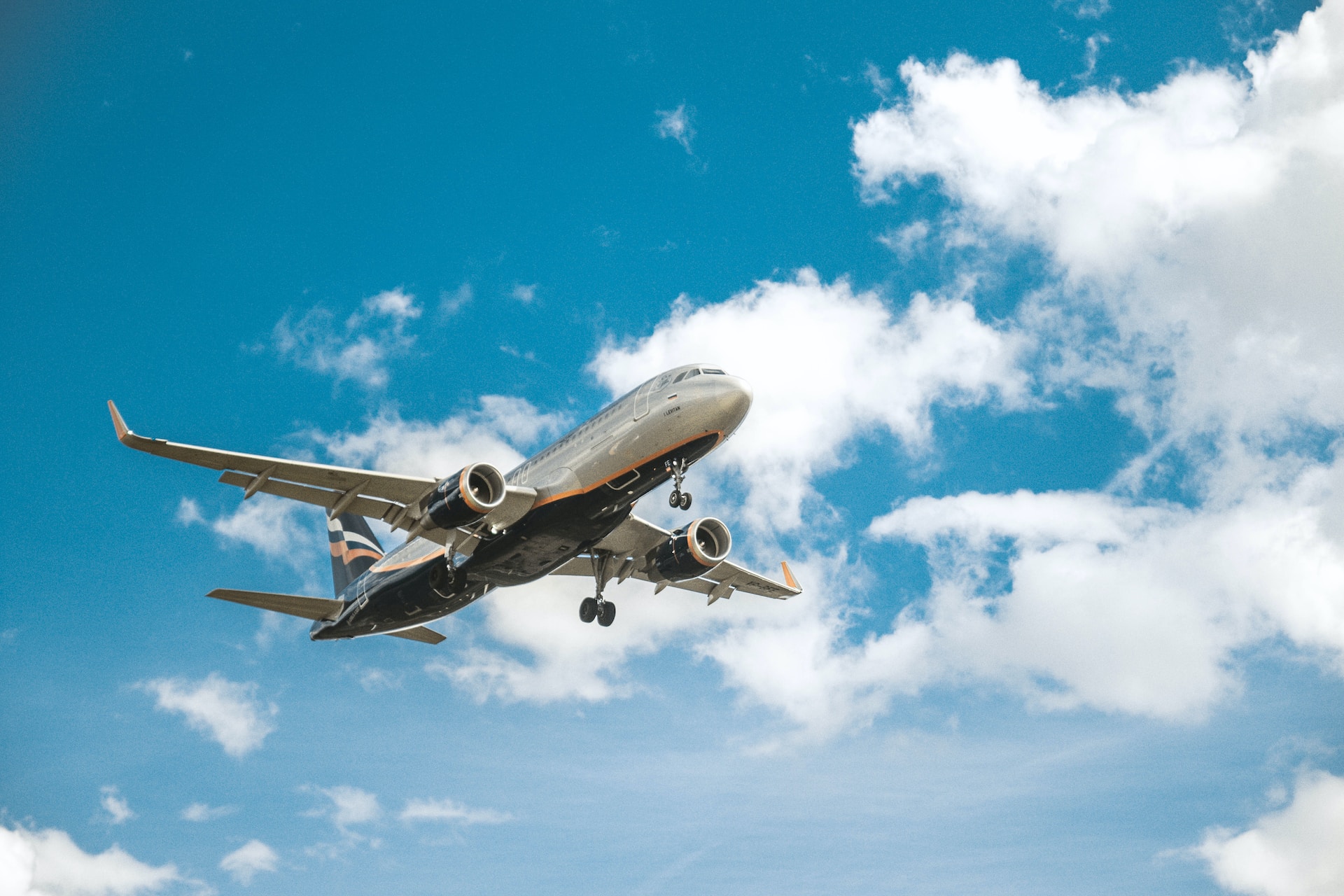 Cheap Flights: How To Save Money On Airfares and Airlines - Which?