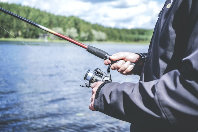 3 Benefits of Using Walleye Rods for Beginners