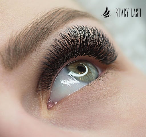 Eyelash Extension Trends 2024: What’s Hot in the Beauty World