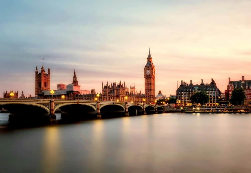 london-westminster-bridge