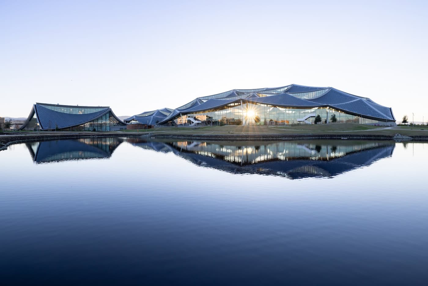 Google_Bay_View_Building